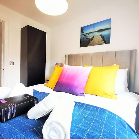 Lovely Holiday Home In Birmingham City Center 3 Bedrooms House By Hf Group エクステリア 写真