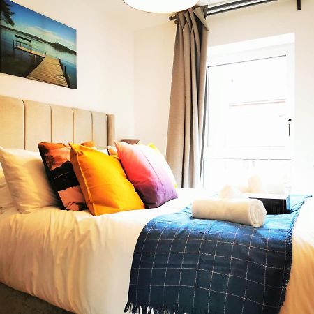 Lovely Holiday Home In Birmingham City Center 3 Bedrooms House By Hf Group エクステリア 写真