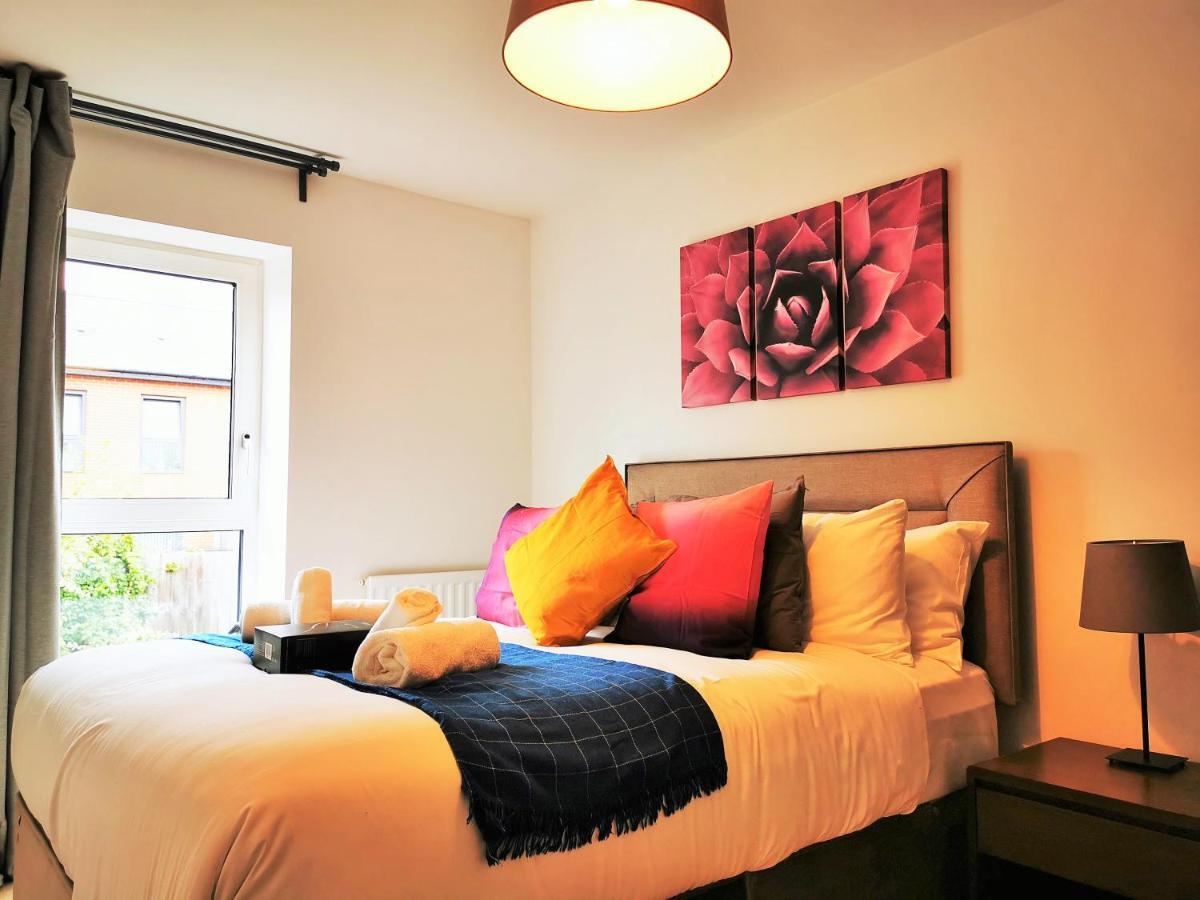 Lovely Holiday Home In Birmingham City Center 3 Bedrooms House By Hf Group エクステリア 写真
