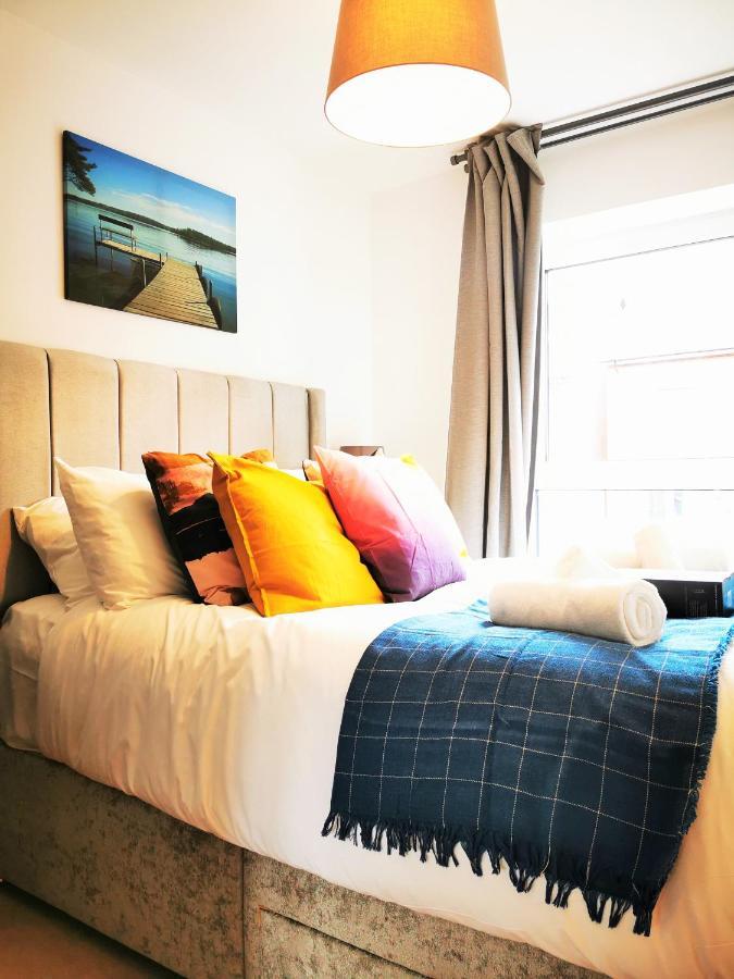 Lovely Holiday Home In Birmingham City Center 3 Bedrooms House By Hf Group エクステリア 写真