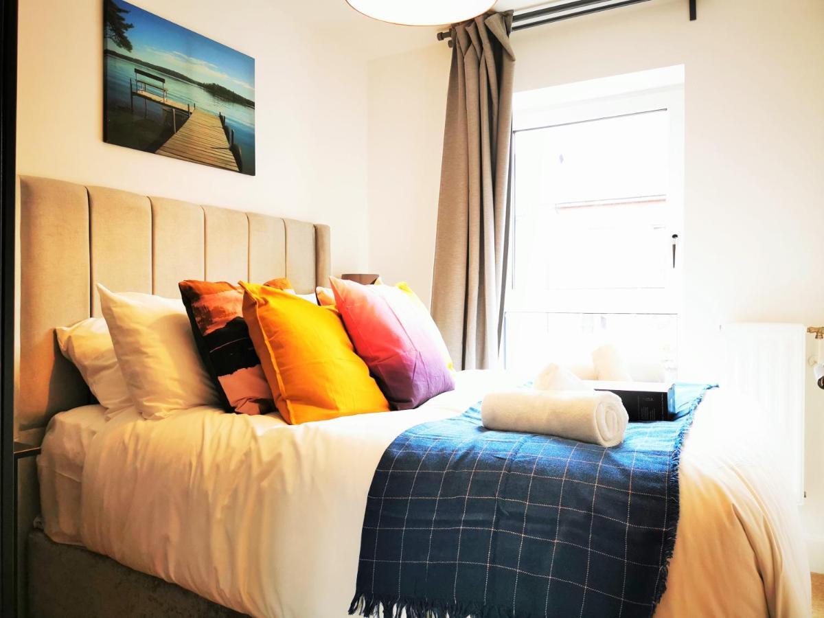 Lovely Holiday Home In Birmingham City Center 3 Bedrooms House By Hf Group エクステリア 写真