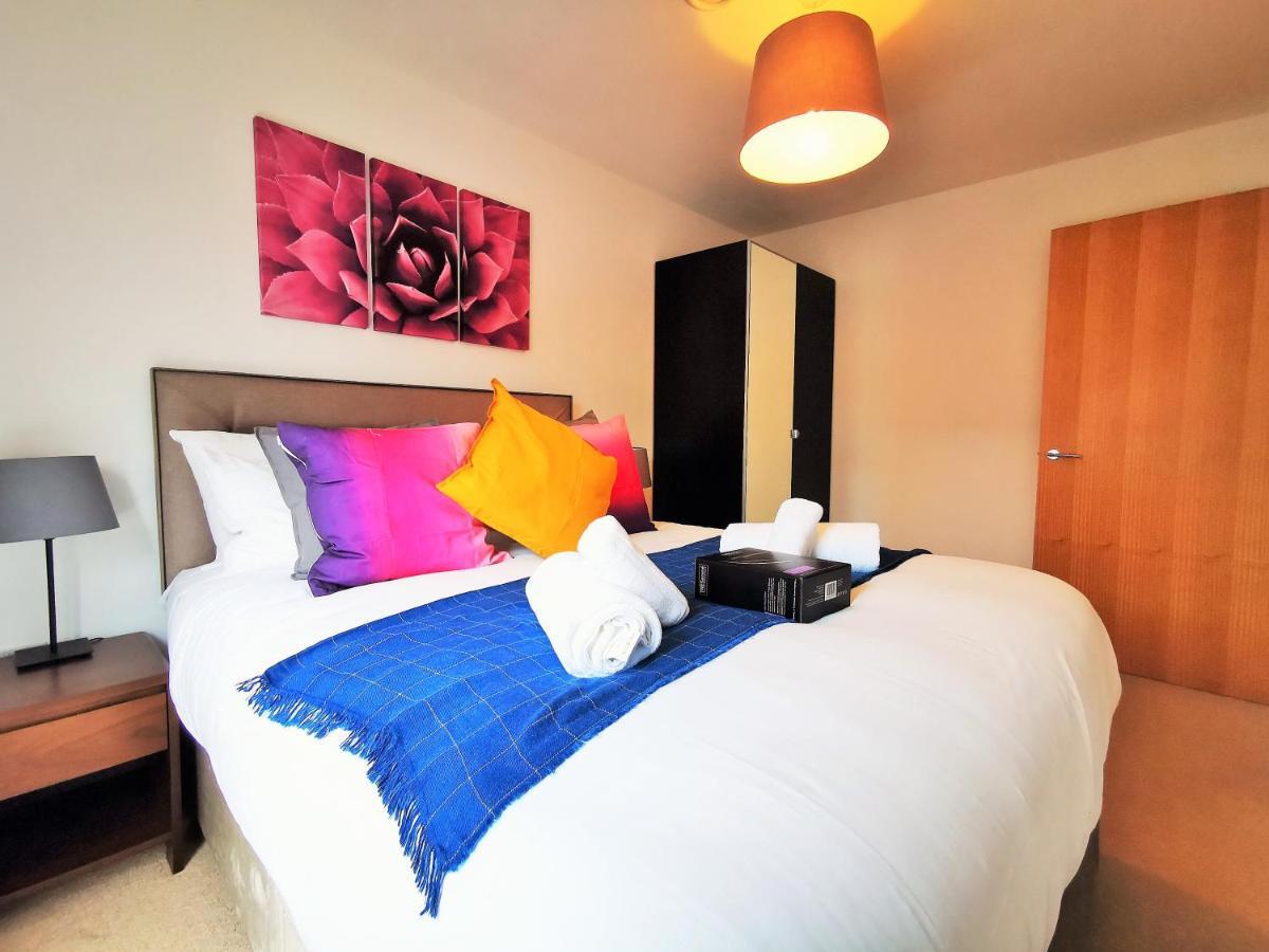 Lovely Holiday Home In Birmingham City Center 3 Bedrooms House By Hf Group エクステリア 写真